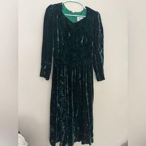 Vintage Emerald Green Velvet Midi Dress